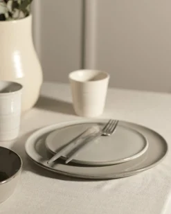 Robert Gordon Plates-Canvas Dinner Plate / Saltbush