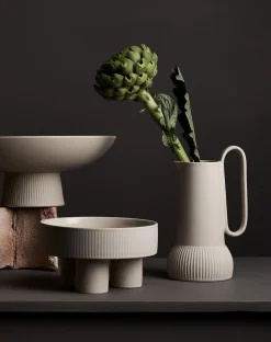 Robert Gordon Jugs-Poet’s Dream Jug / Natural
