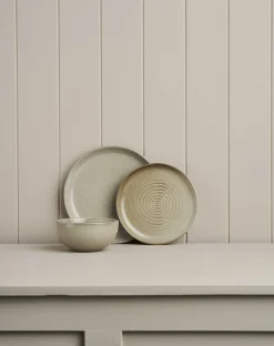 Robert Gordon Dinner Sets-Small Portions Terra Place Setting / Saltbush